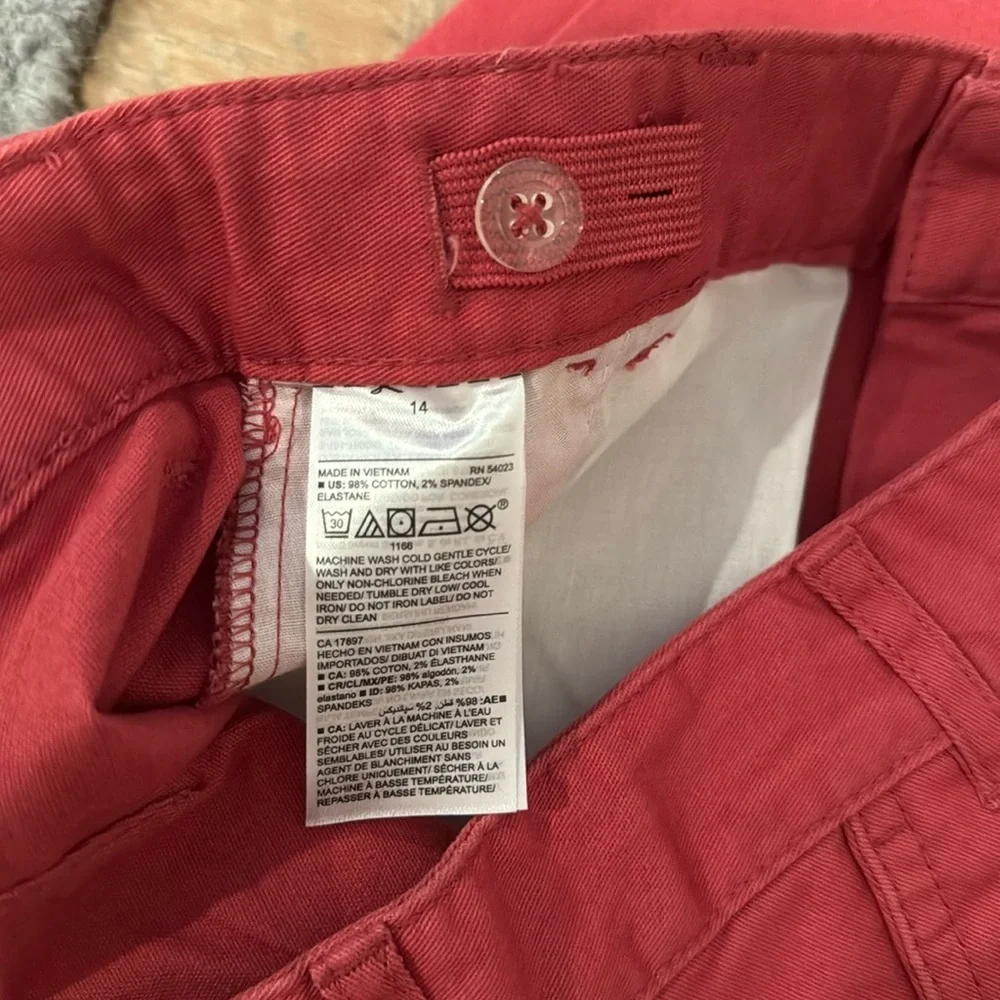NWT Old Navy Boys Red Shorts Size 14